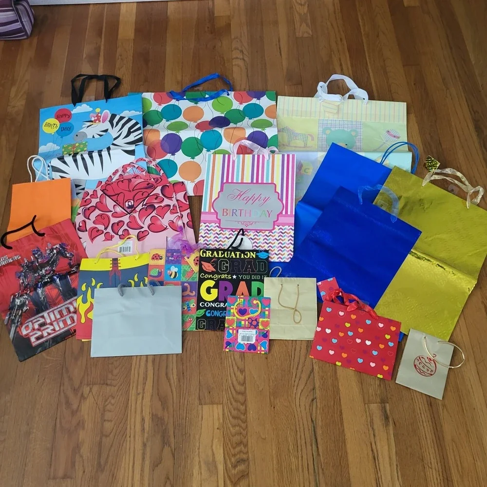 Lot Of Assorted Gift Bags Birthday Baby All Occasions